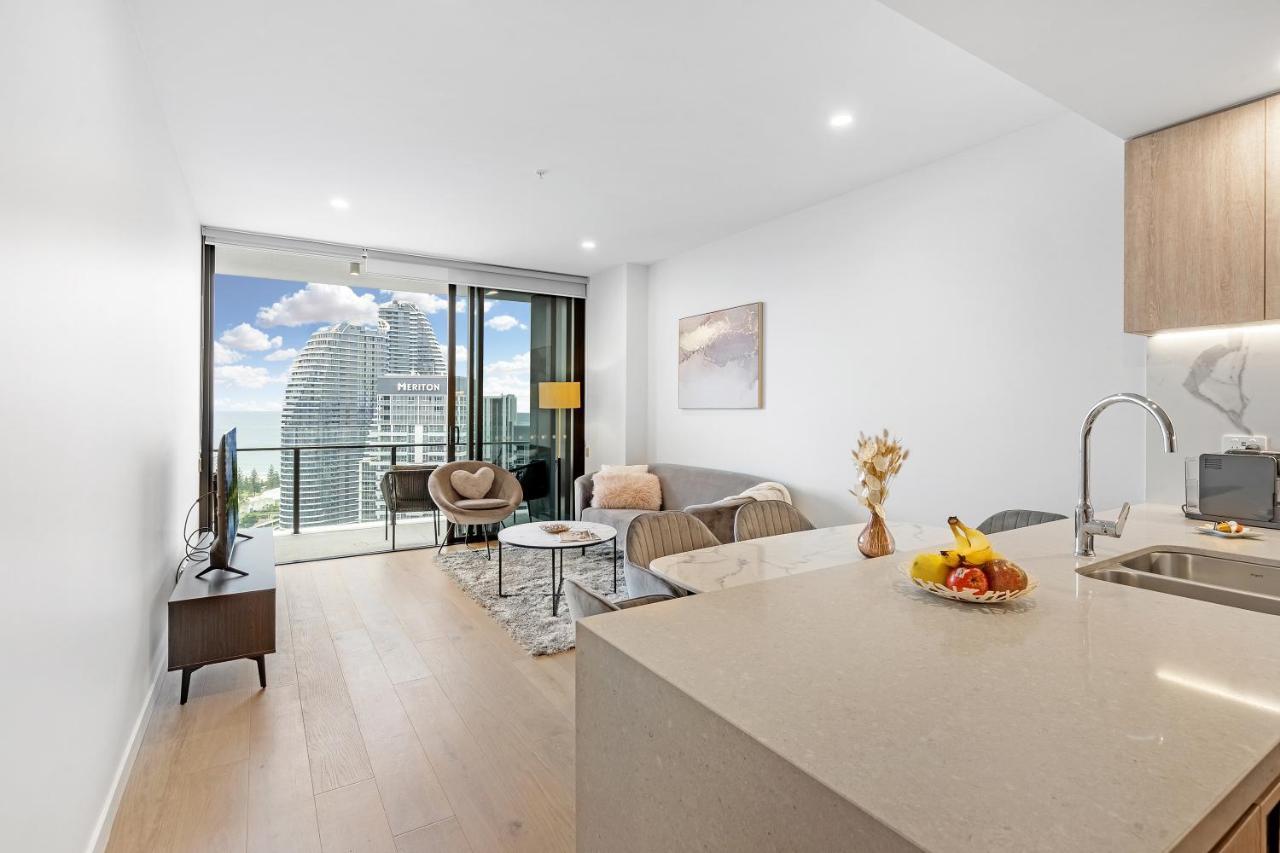 Lamour Ocean View Apartment I In Casino Broadbeach - Free Parking-195Cm Gold Coast Eksteriør billede
